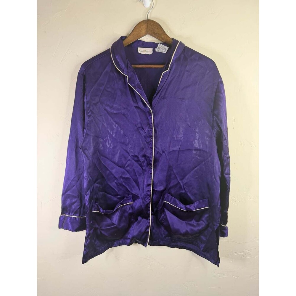 Jaclyn Smith Vintage Purple Satin 2-Piece Long Sleeve Pajama Set